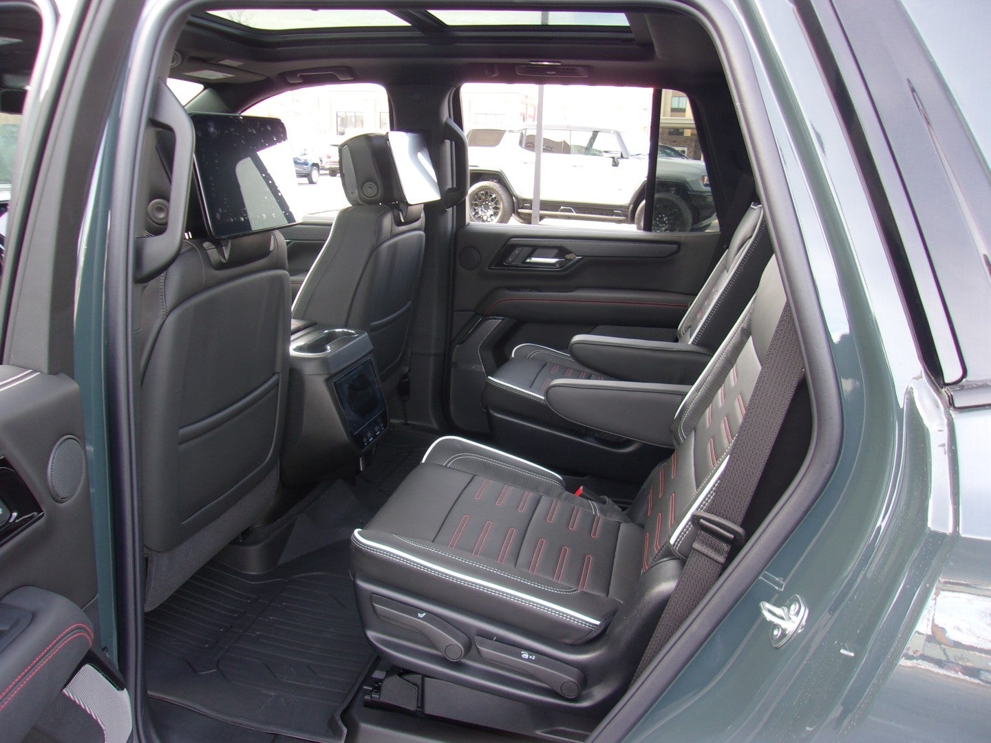 2025 GMC Yukon AT4 Ultimate