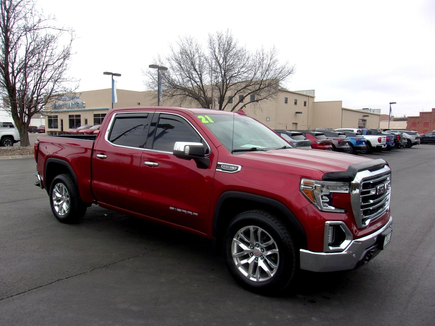 Used 2021 GMC Sierra 1500 SLT with VIN 1GTP8DED0MZ207547 for sale in Kansas City