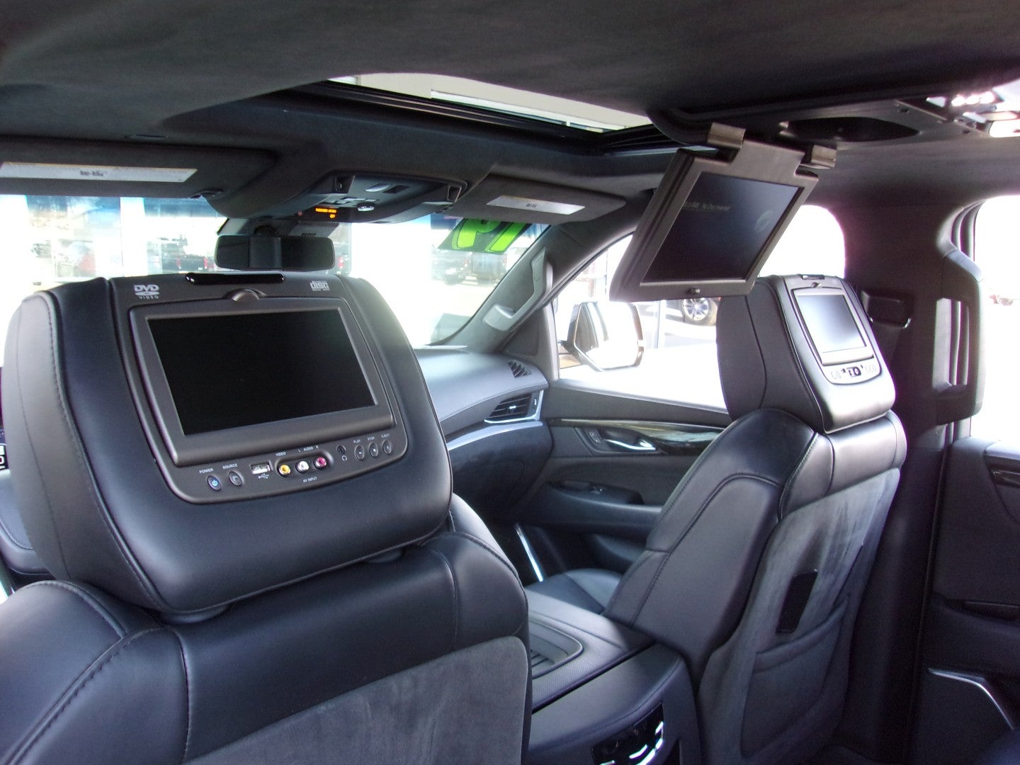 2019 Cadillac Escalade Platinum