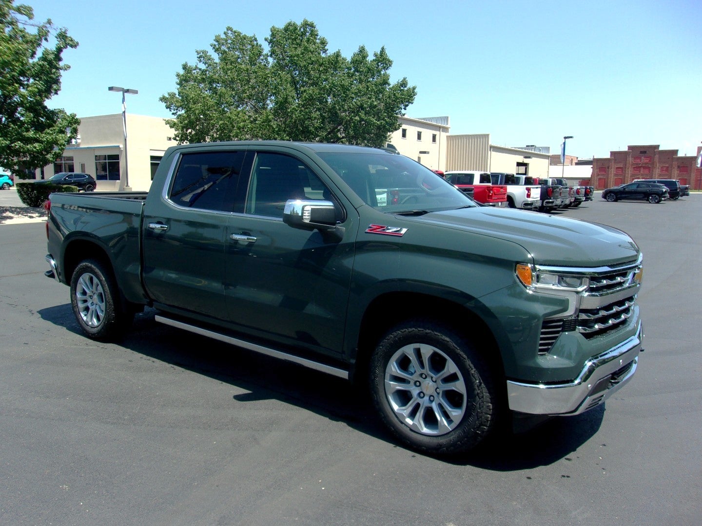2025 Chevrolet Silverado 1500 LTZ