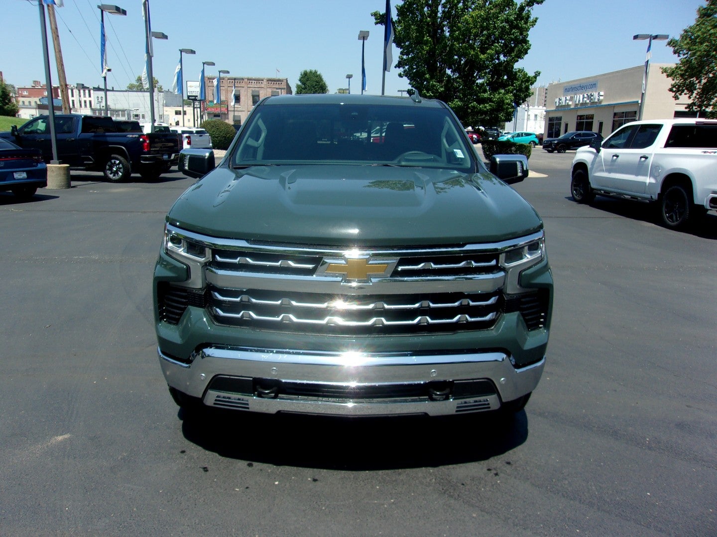 2025 Chevrolet Silverado 1500 LTZ