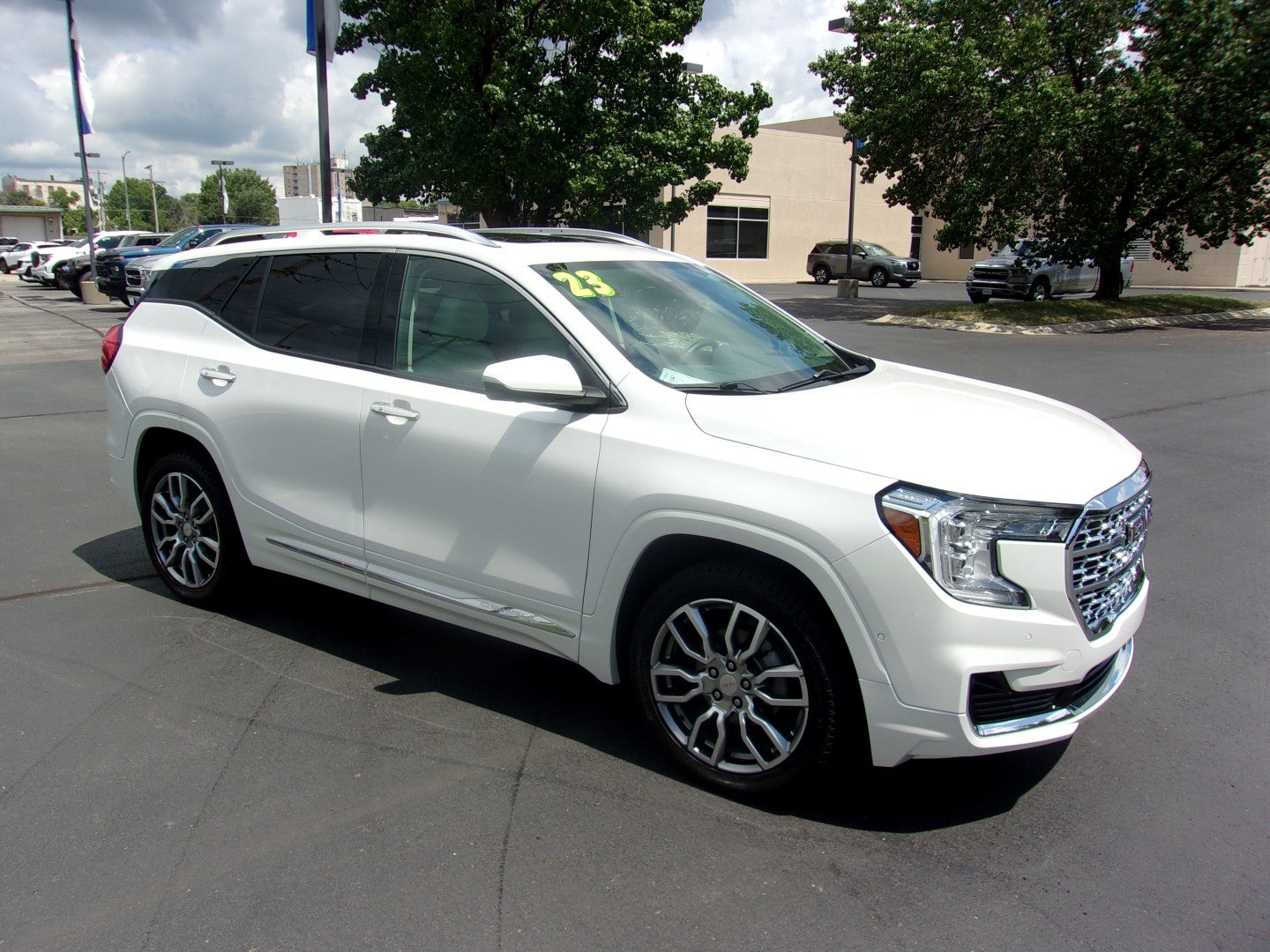 2023 GMC Terrain Denali