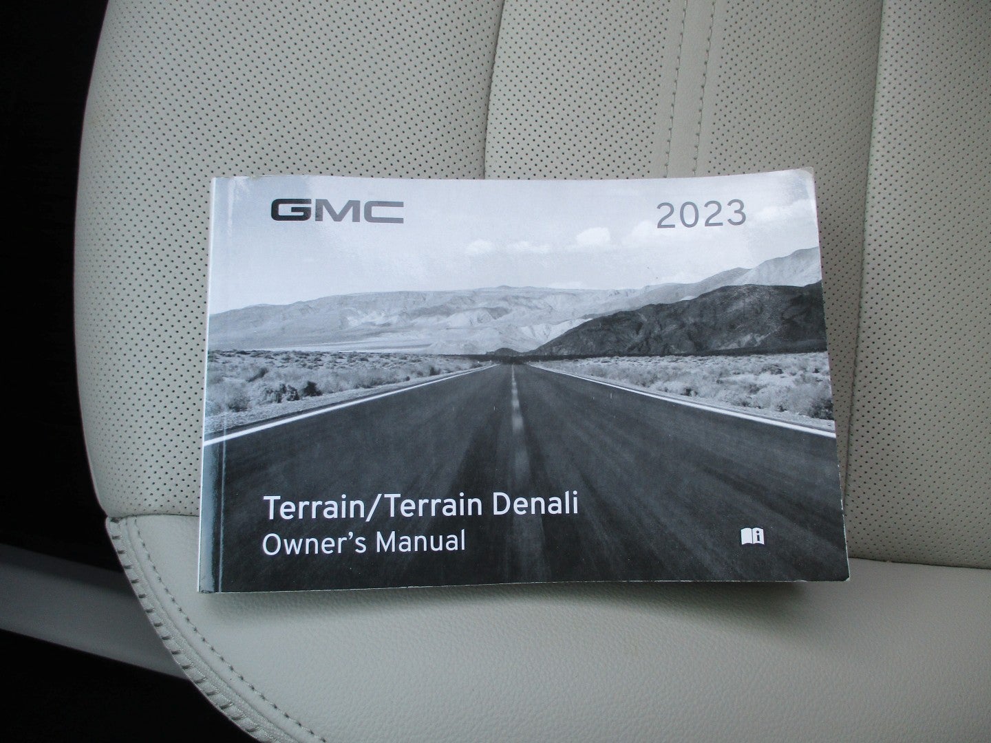 2023 GMC Terrain Denali