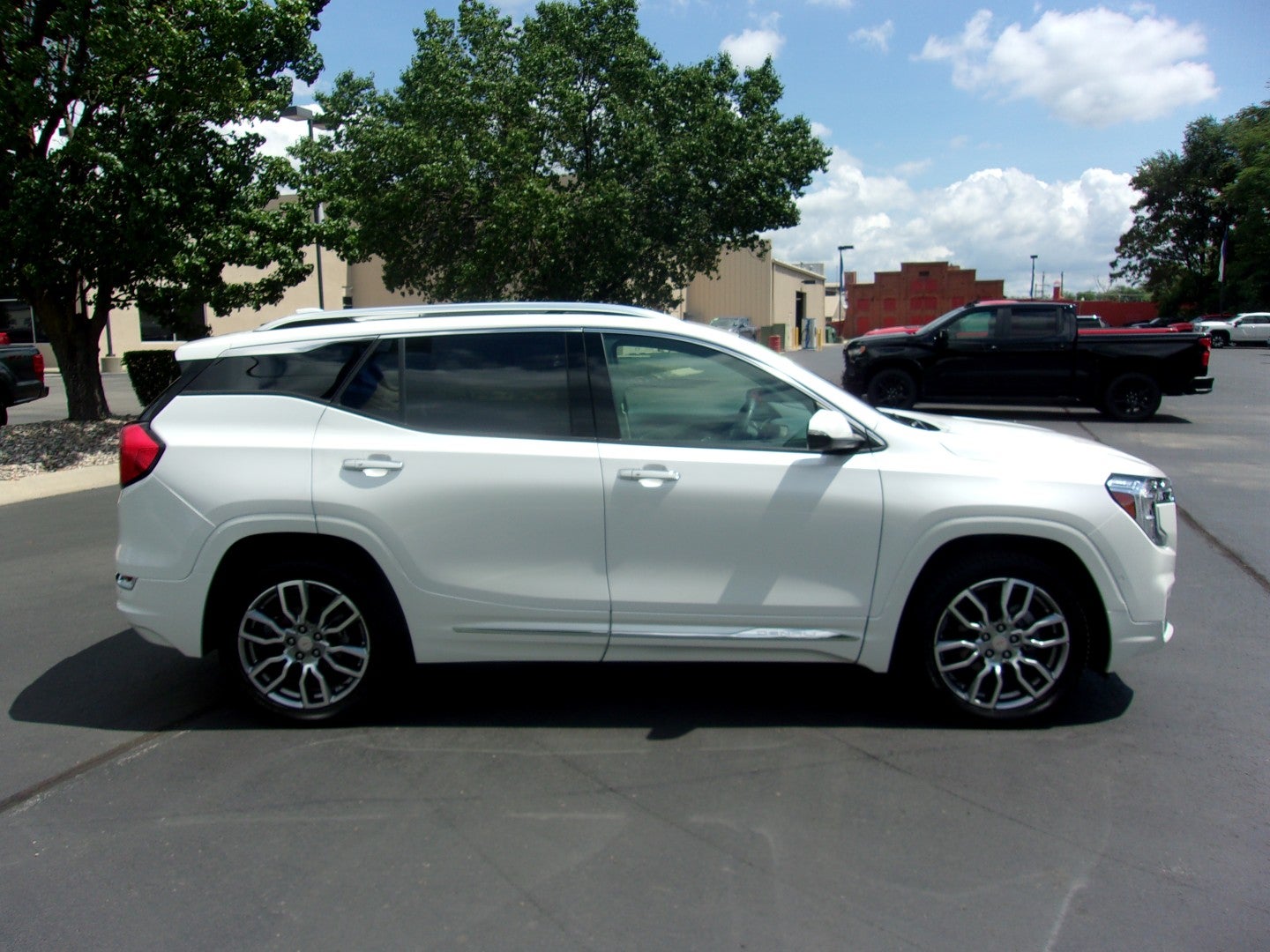 2023 GMC Terrain Denali