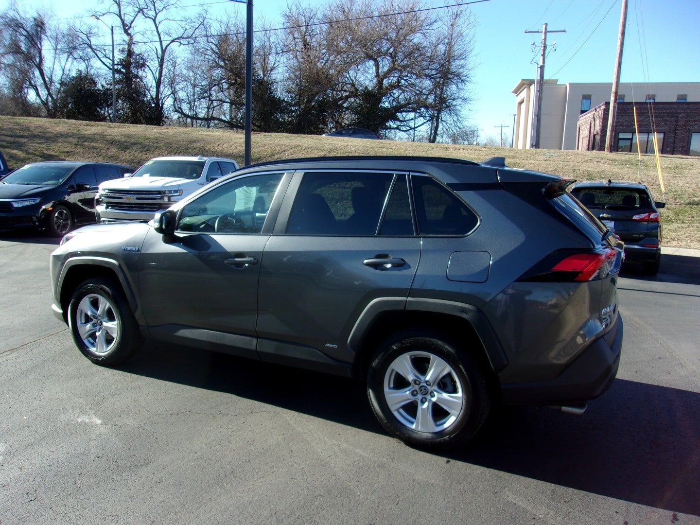 2021 Toyota RAV4 Hybrid XLE