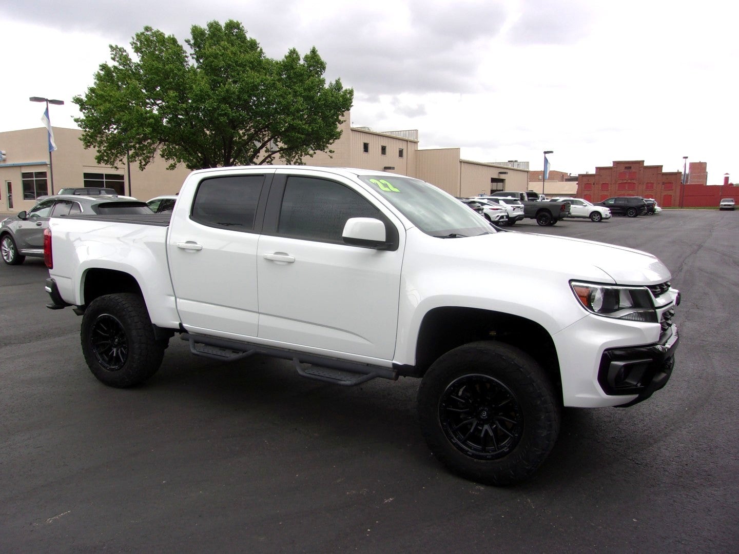 Used 2022 Chevrolet Colorado LT with VIN 1GCGTCEN9N1296343 for sale in Kansas City