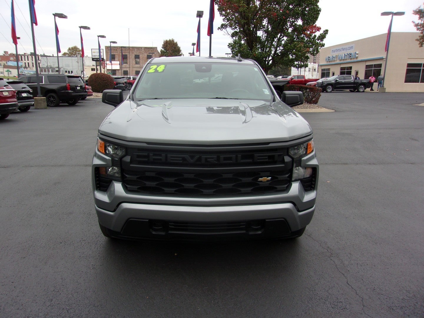 2024 Chevrolet Silverado 1500 Custom