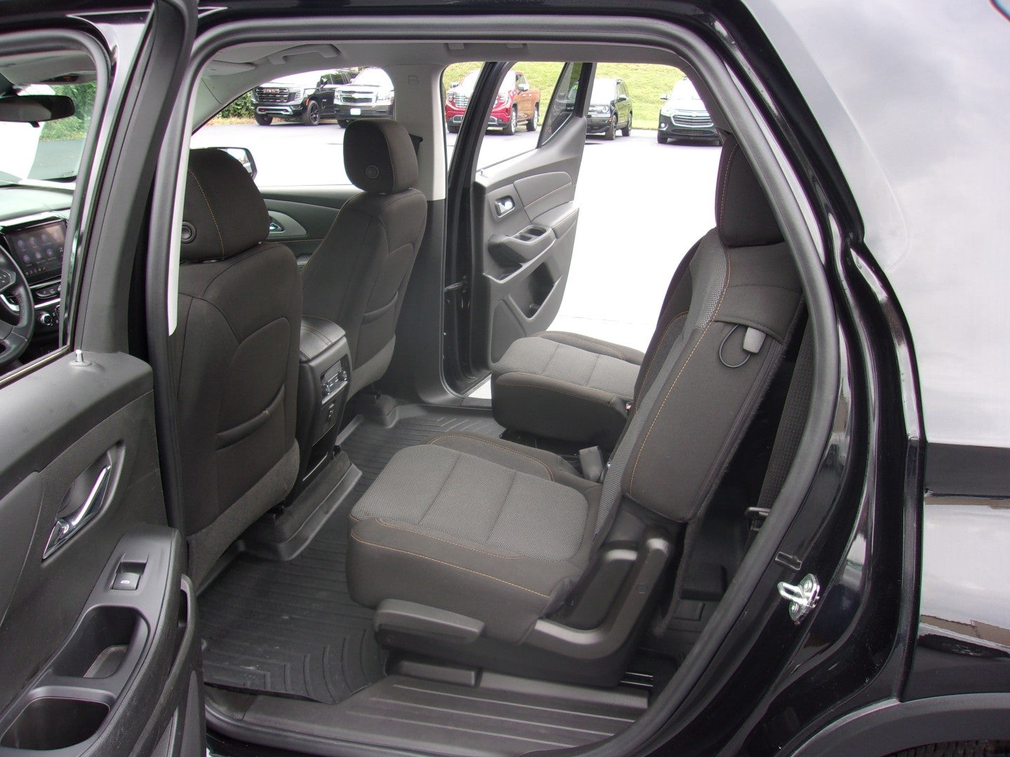 2021 Chevrolet Traverse 1LT - Photo 14