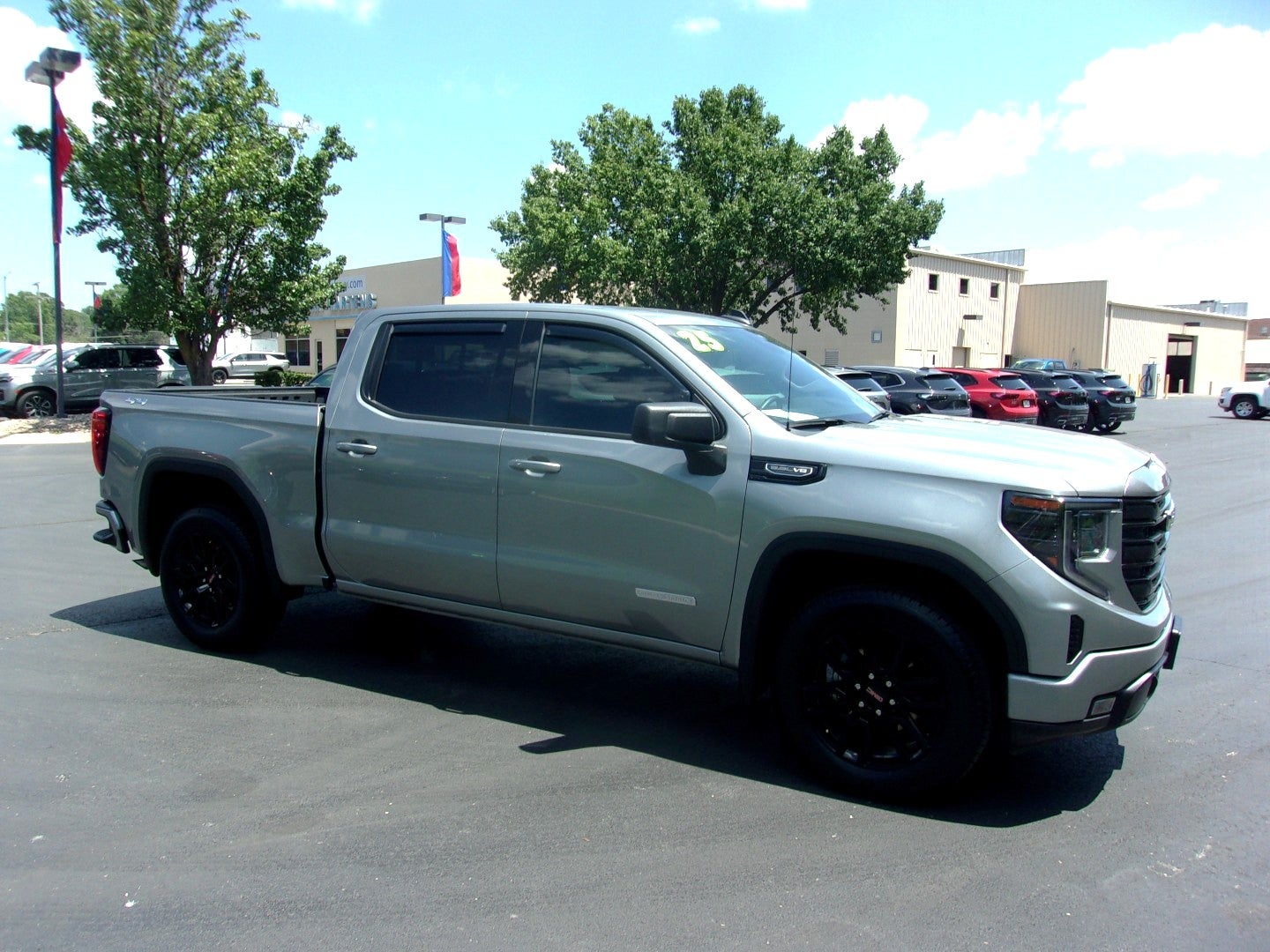 2025 GMC Sierra 1500 Elevation