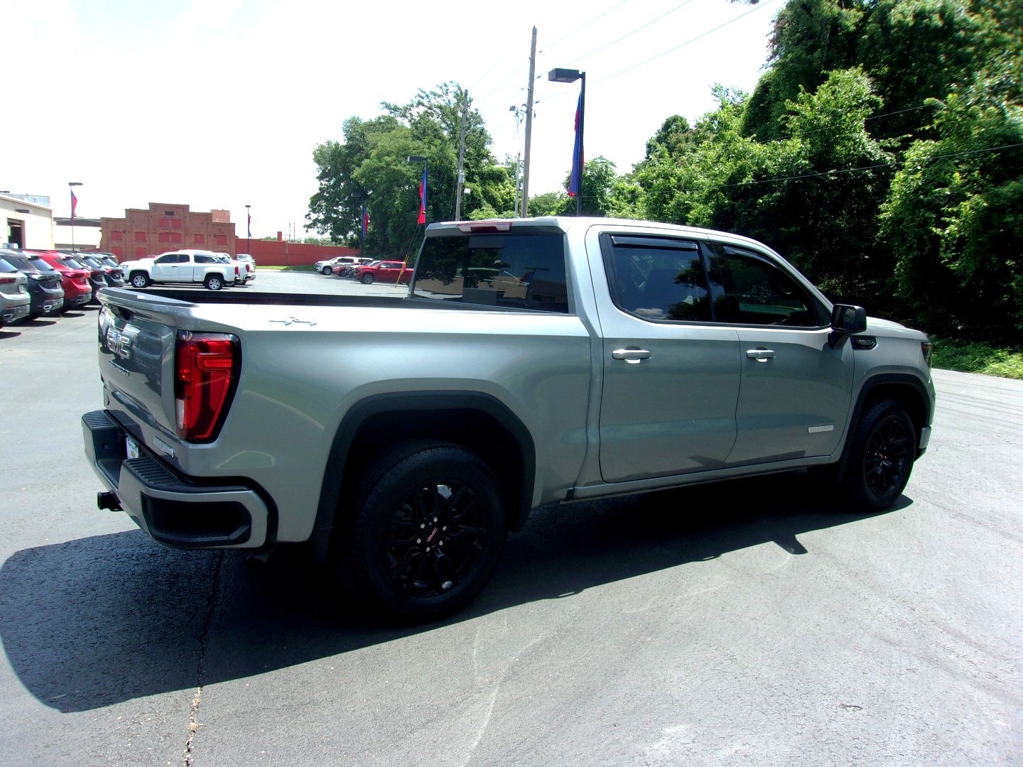 2025 GMC Sierra 1500 Elevation