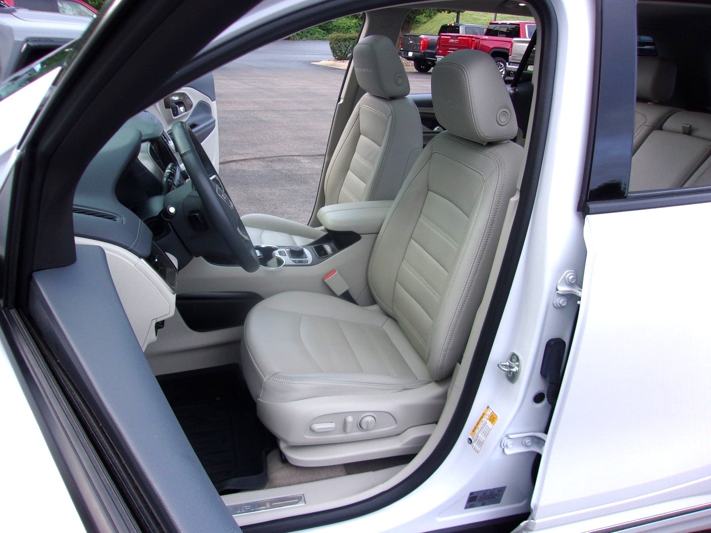 2023 GMC Terrain Denali