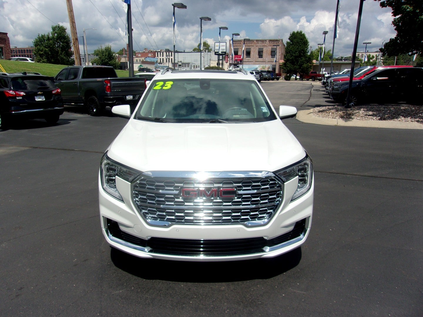 2023 GMC Terrain Denali