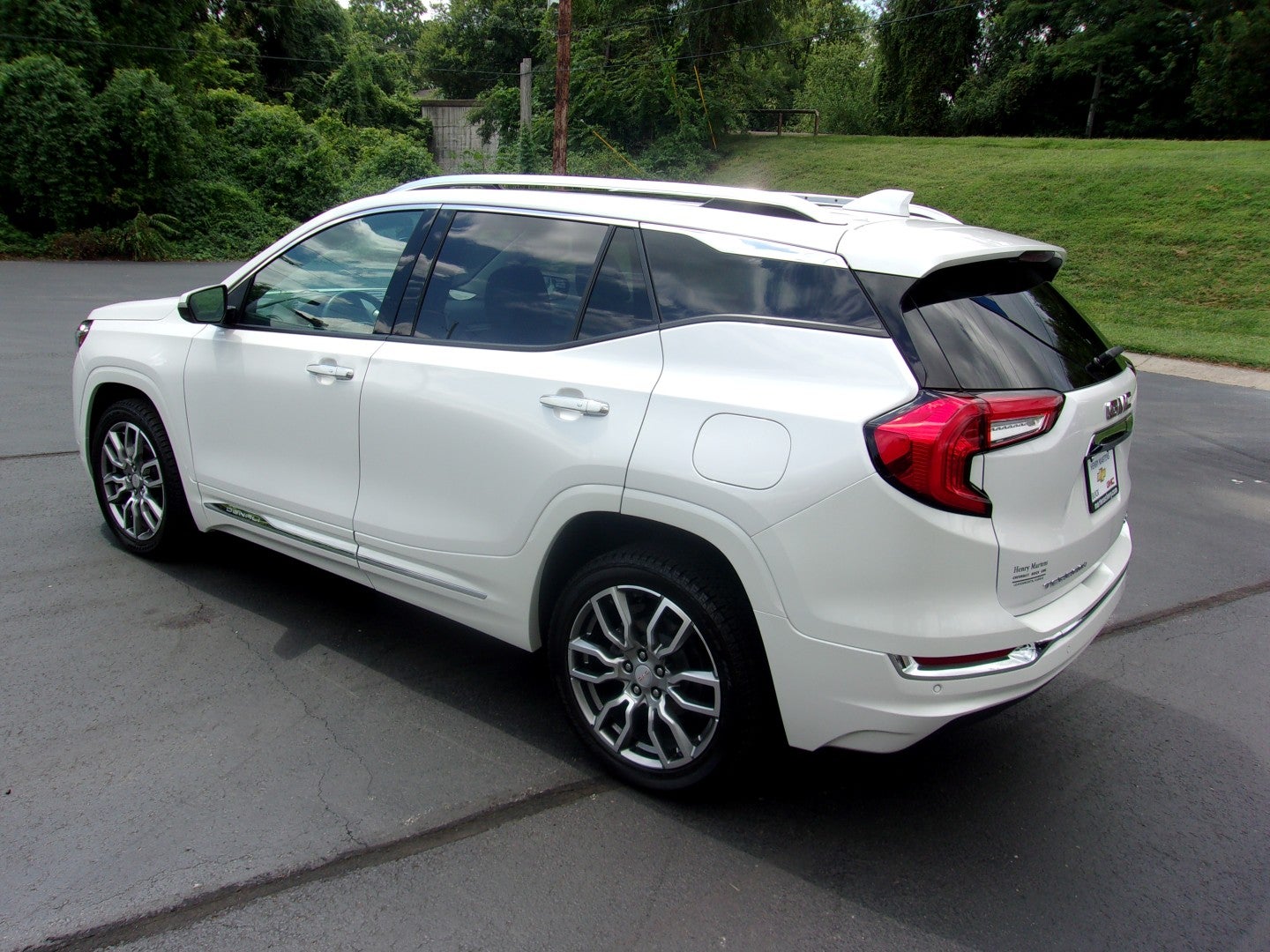 2023 GMC Terrain Denali