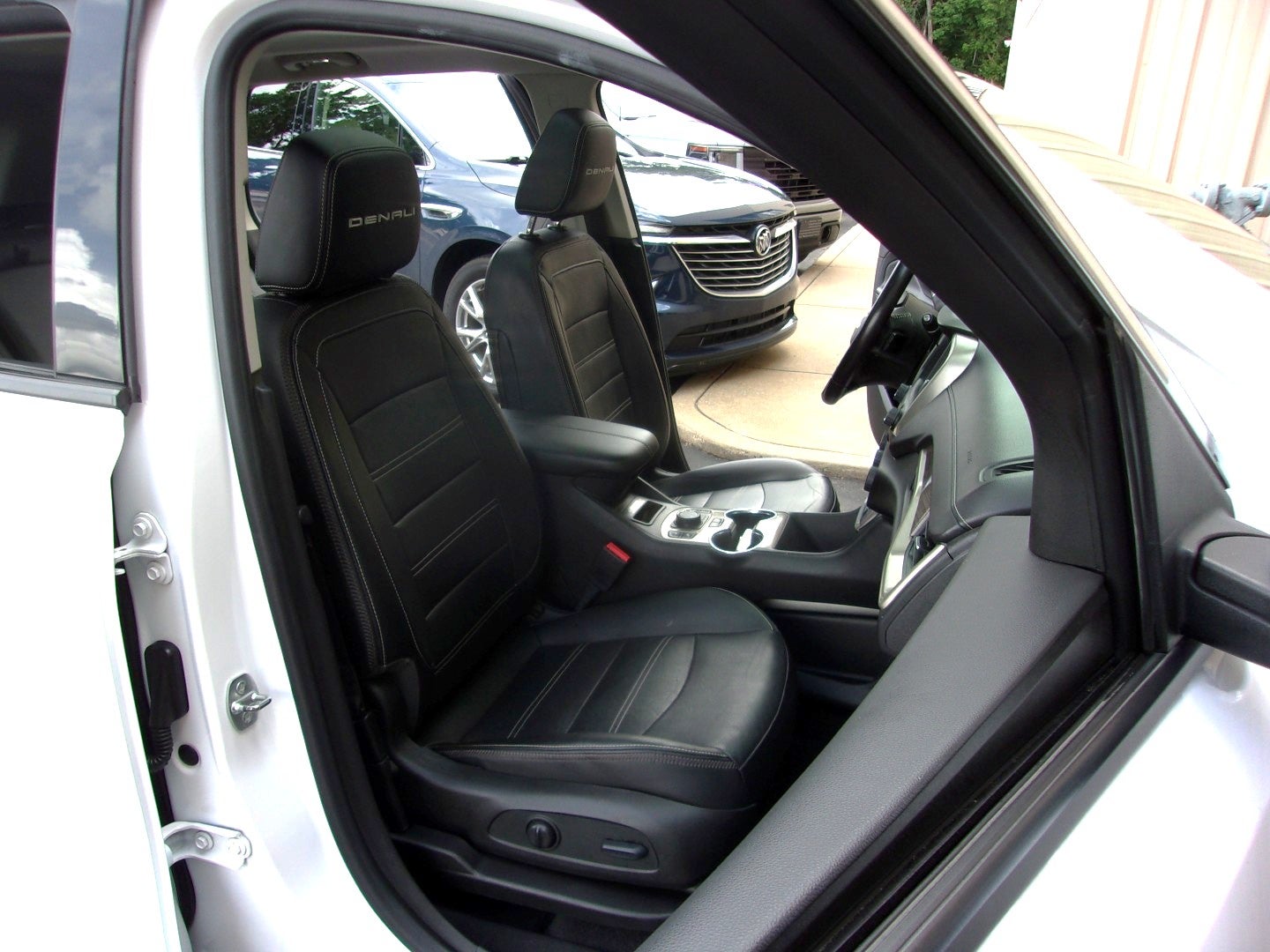 2022 GMC Terrain Denali