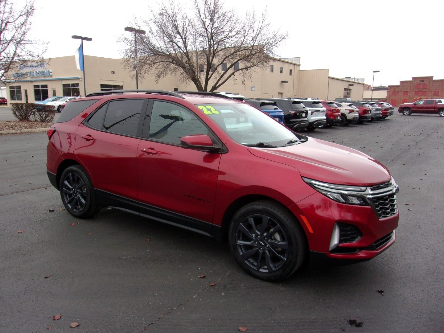 Used 2022 Chevrolet Equinox RS with VIN 3GNAXMEV6NS115642 for sale in Kansas City
