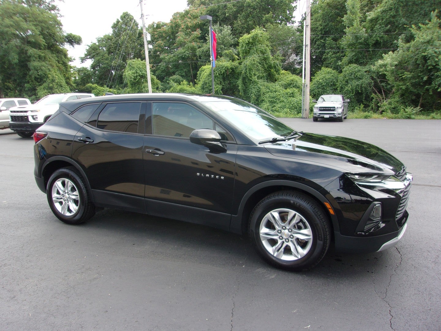 Used 2020 Chevrolet Blazer 2LT with VIN 3GNKBHRS5LS639243 for sale in Kansas City