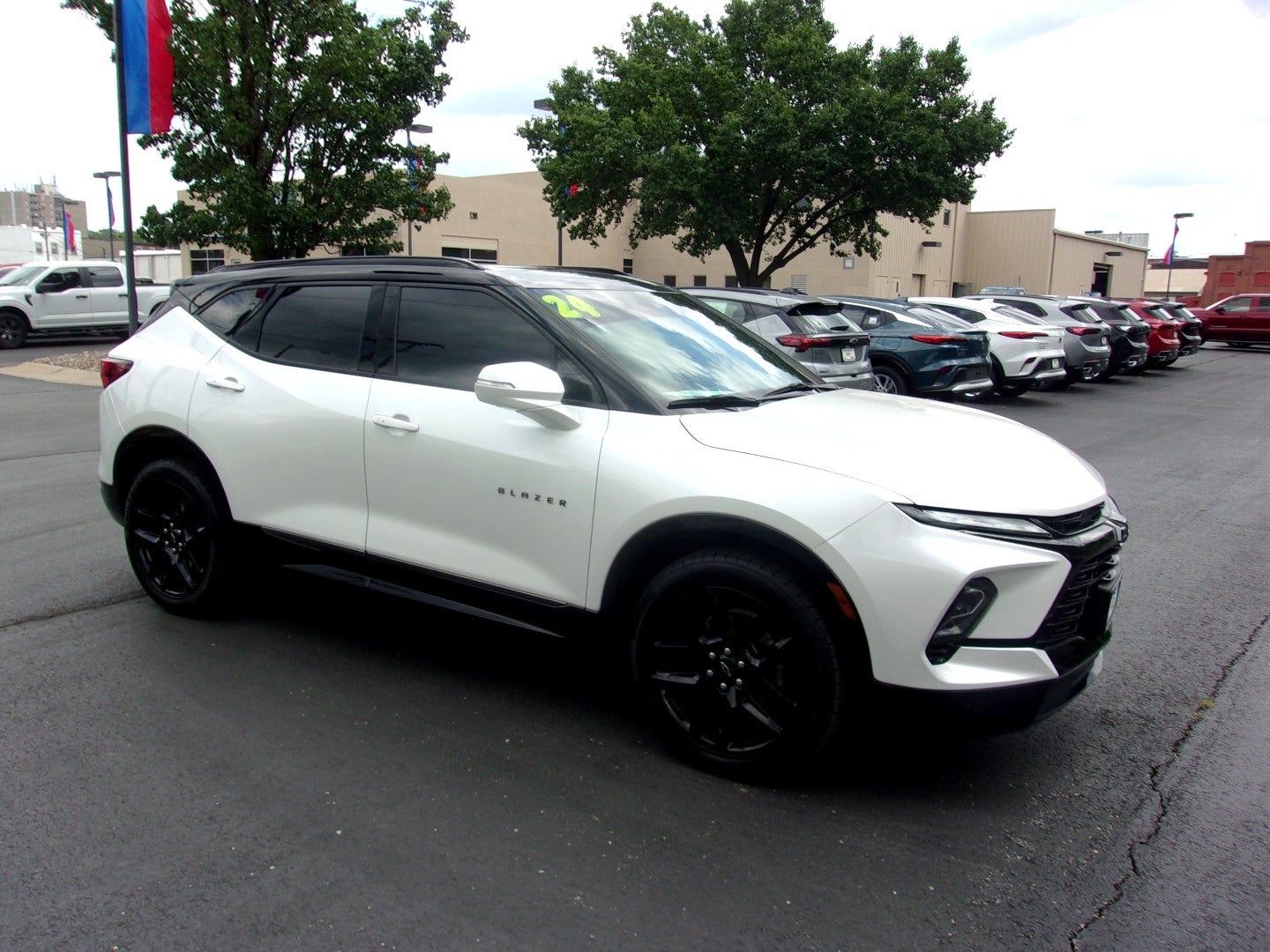 Used 2024 Chevrolet Blazer RS with VIN 3GNKBKRS6RS193643 for sale in Kansas City