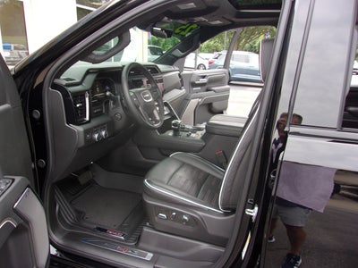 2025 GMC Sierra 1500 AT4X