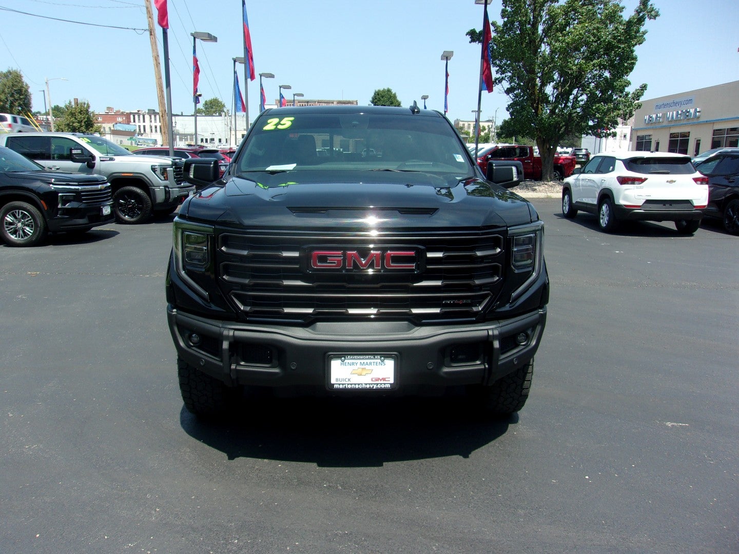 2025 GMC Sierra 1500 AT4X