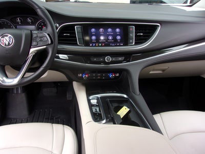 2022 Buick Enclave Essence