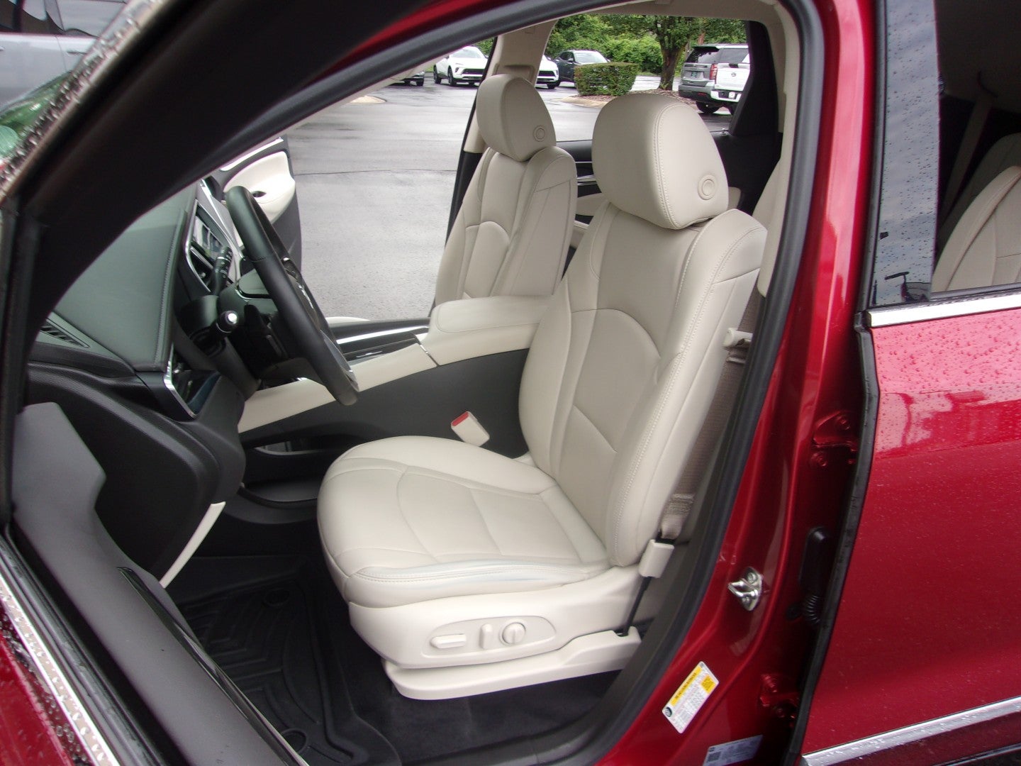 2022 Buick Enclave Essence