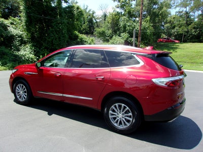 2022 Buick Enclave Essence