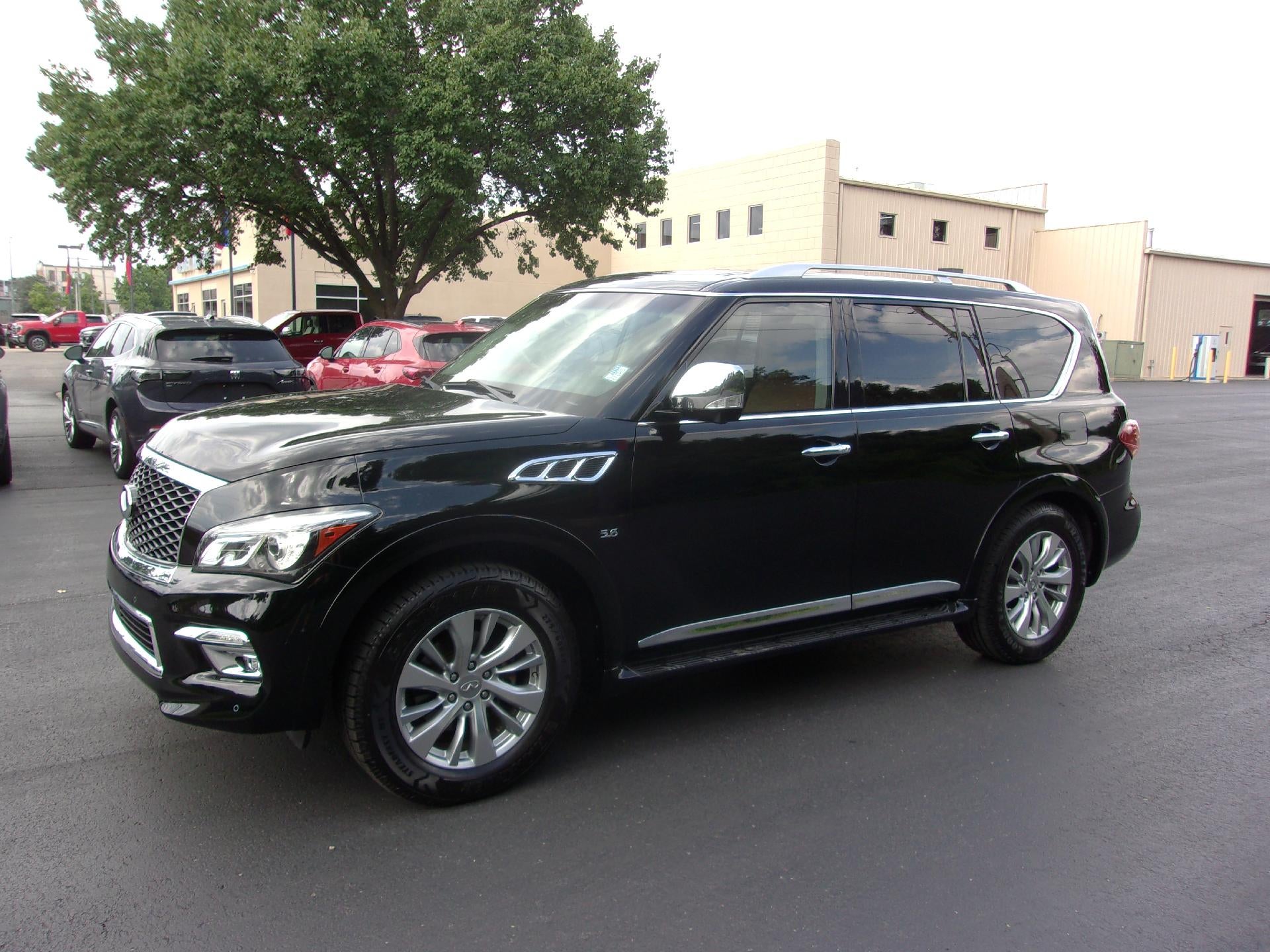 2016 INFINITI QX80 Base
