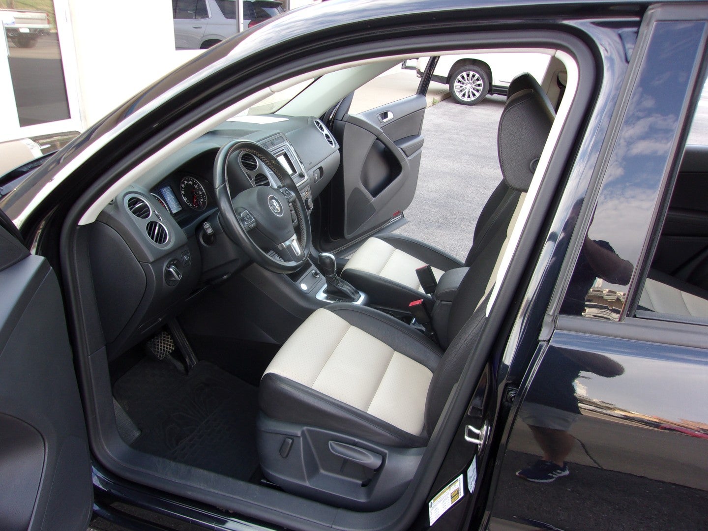 2016 Volkswagen Tiguan S
